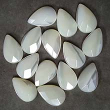 13X20MM FACETED PEAR CABOCHON MOP WHITE(8PCS/BAG)